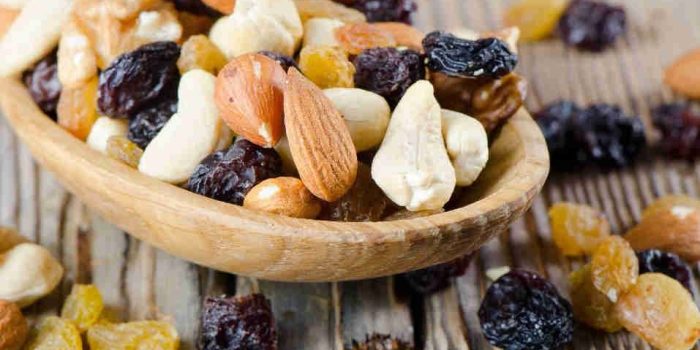 1598266309-nuts-and-dried-fruits3jpg (1)